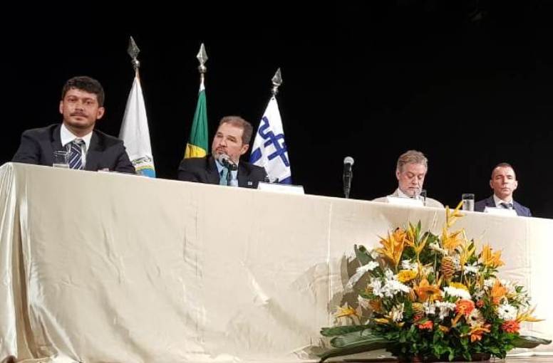 Novo secretário de Agricultura do Estado do Rio toma posse na UFF