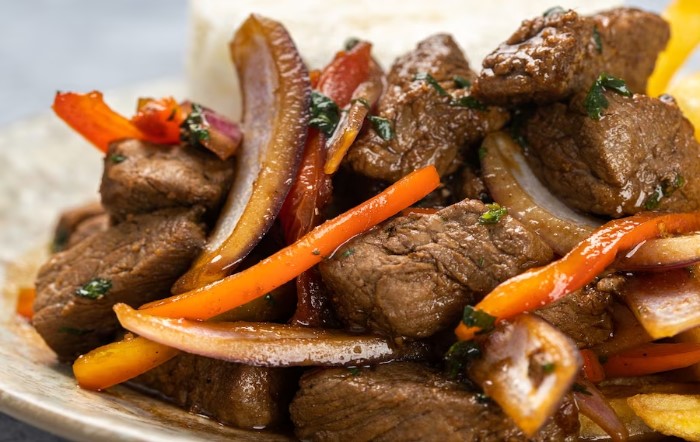 Chineses consomem cada vez mais carne